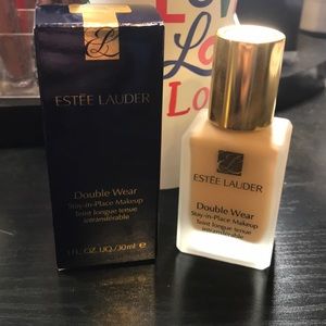 Estée Lauder foundation